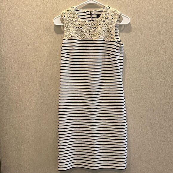 Tommy Hilfiger Sz 2 Blue and White Striped Dress Lace Nautical Coastal Spring - Picture 1 of 8